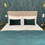 L\'Elegant